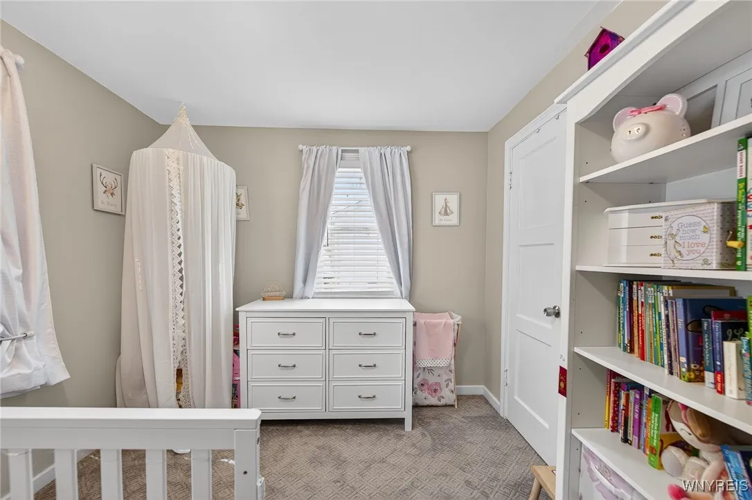 557 Meadowbrook Drive, Lewiston, New York 14092, Lewiston, New York 14092, 3 Bedrooms Bedrooms, 7 Rooms Rooms,1 BathroomBathrooms,Residential,For Sale,557 Meadowbrook Drive, Lewiston, New York 14092,0,B1650653