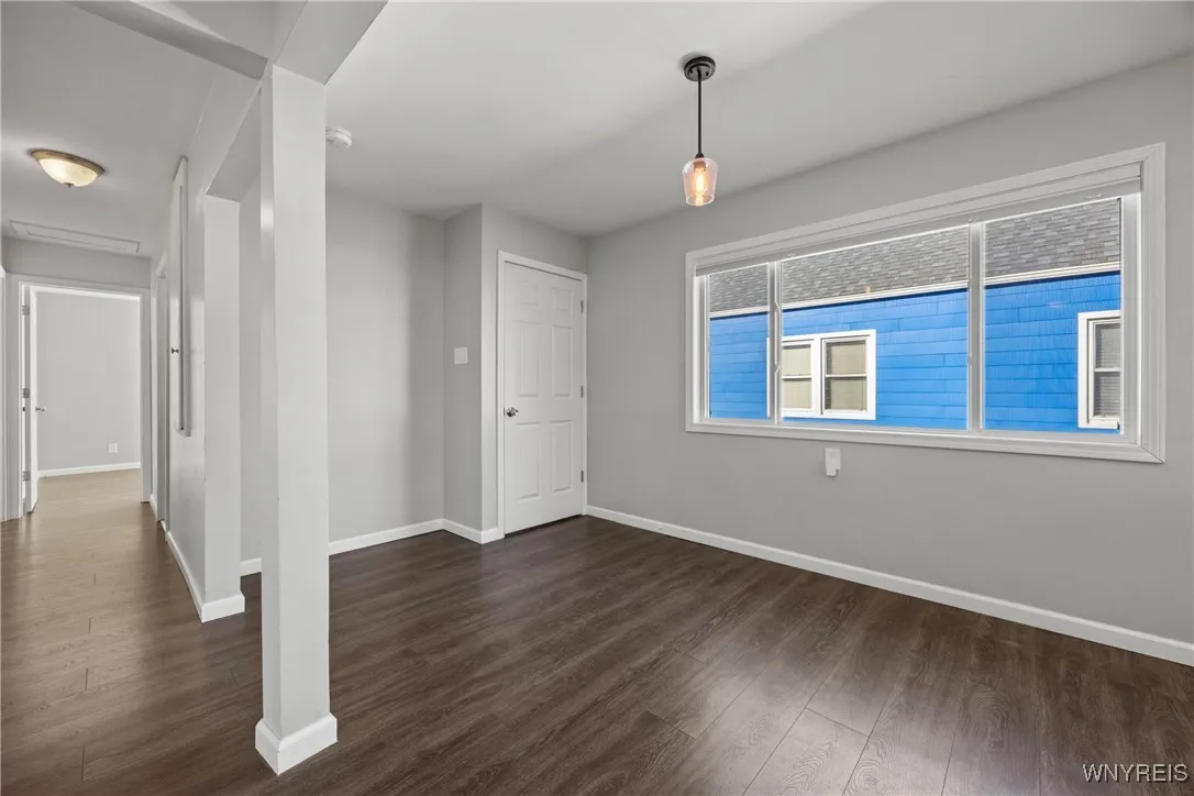 138 62nd Street, Niagara Falls, New York 14304, Niagara Falls, New York 14304, 3 Bedrooms Bedrooms, 6 Rooms Rooms,1 BathroomBathrooms,Residential Lease,For Rent,138 62nd Street, Niagara Falls, New York 14304,0,B1650829