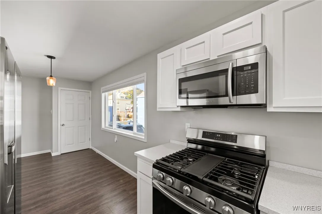 138 62nd Street, Niagara Falls, New York 14304, Niagara Falls, New York 14304, 3 Bedrooms Bedrooms, 6 Rooms Rooms,1 BathroomBathrooms,Residential Lease,For Rent,138 62nd Street, Niagara Falls, New York 14304,0,B1650829