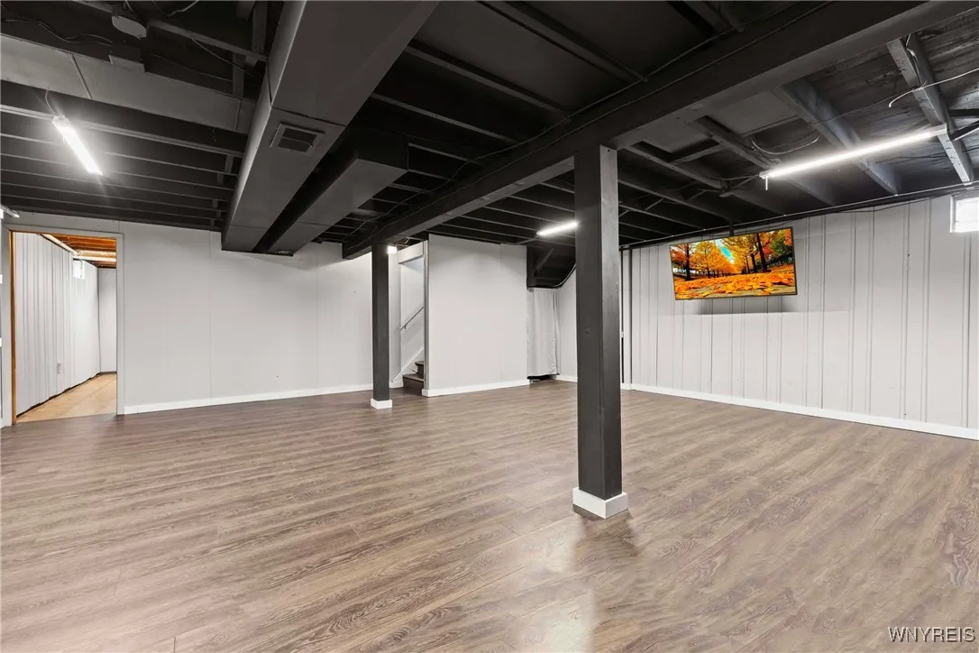 138 62nd Street, Niagara Falls, New York 14304, Niagara Falls, New York 14304, 3 Bedrooms Bedrooms, 6 Rooms Rooms,1 BathroomBathrooms,Residential Lease,For Rent,138 62nd Street, Niagara Falls, New York 14304,0,B1650829