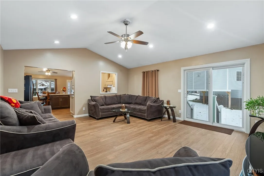 9554 Bantry Lane, Cicero, New York 13029, Cicero, New York 13029, 4 Bedrooms Bedrooms, 10 Rooms Rooms,2 BathroomsBathrooms,Residential,For Sale,9554 Bantry Lane, Cicero, New York 13029,0,S1650681