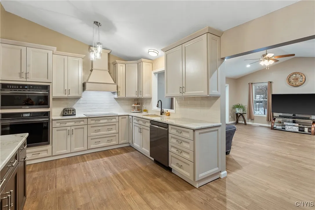 9554 Bantry Lane, Cicero, New York 13029, Cicero, New York 13029, 4 Bedrooms Bedrooms, 10 Rooms Rooms,2 BathroomsBathrooms,Residential,For Sale,9554 Bantry Lane, Cicero, New York 13029,0,S1650681