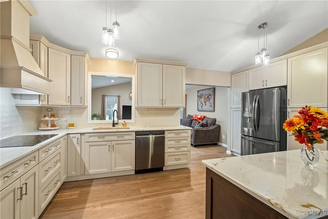 9554 Bantry Lane, Cicero, New York 13029, Cicero, New York 13029, 4 Bedrooms Bedrooms, 10 Rooms Rooms,2 BathroomsBathrooms,Residential,For Sale,9554 Bantry Lane, Cicero, New York 13029,0,S1650681