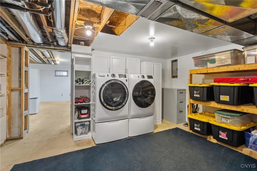 9554 Bantry Lane, Cicero, New York 13029, Cicero, New York 13029, 4 Bedrooms Bedrooms, 10 Rooms Rooms,2 BathroomsBathrooms,Residential,For Sale,9554 Bantry Lane, Cicero, New York 13029,0,S1650681