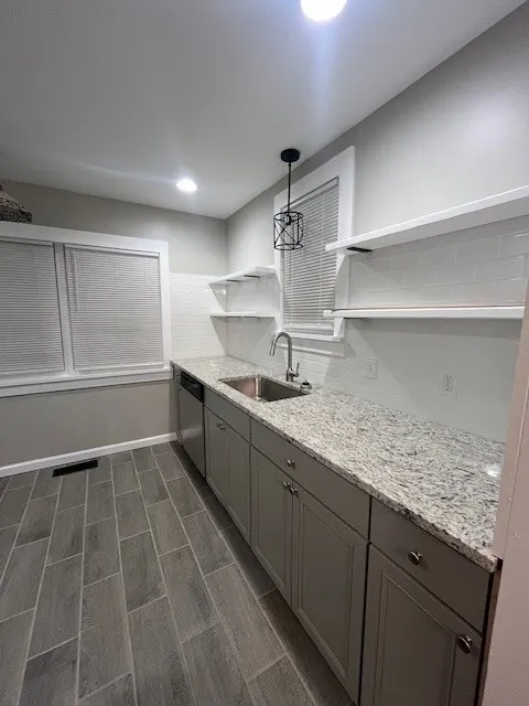 188 Scottsville Road, Rochester, New York 14611, Rochester, New York 14611, 3 Bedrooms Bedrooms, 8 Rooms Rooms,1 BathroomBathrooms,Residential Lease,For Rent,188 Scottsville Road, Rochester, New York 14611,0,R1650823