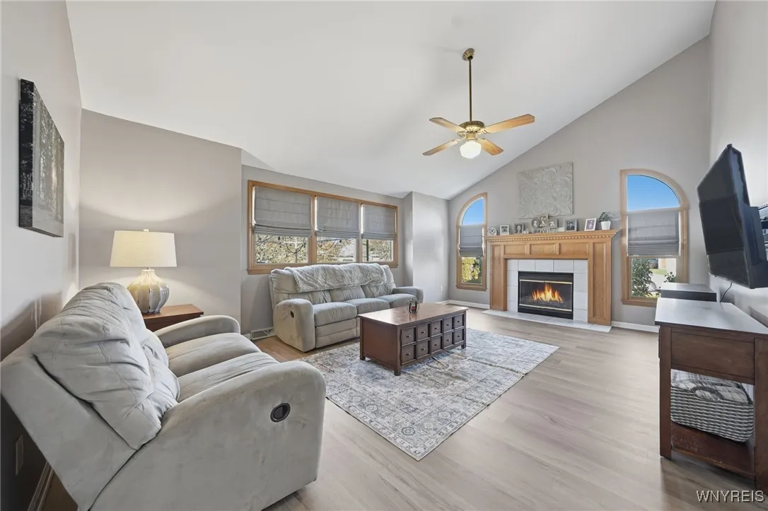 28 Baywood Drive, Cheektowaga, New York 14227, Cheektowaga, New York 14227, 3 Bedrooms Bedrooms, 6 Rooms Rooms,1 BathroomBathrooms,Residential,For Sale,28 Baywood Drive, Cheektowaga, New York 14227,0,B1650206