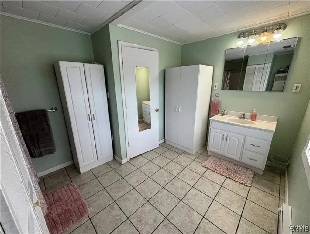 6788 North Lakeshore Road, Verona, New York 13478, Verona, New York 13478, 4 Bedrooms Bedrooms, ,2 BathroomsBathrooms,Residential,For Sale,6788 North Lakeshore Road, Verona, New York 13478,0,S1650837