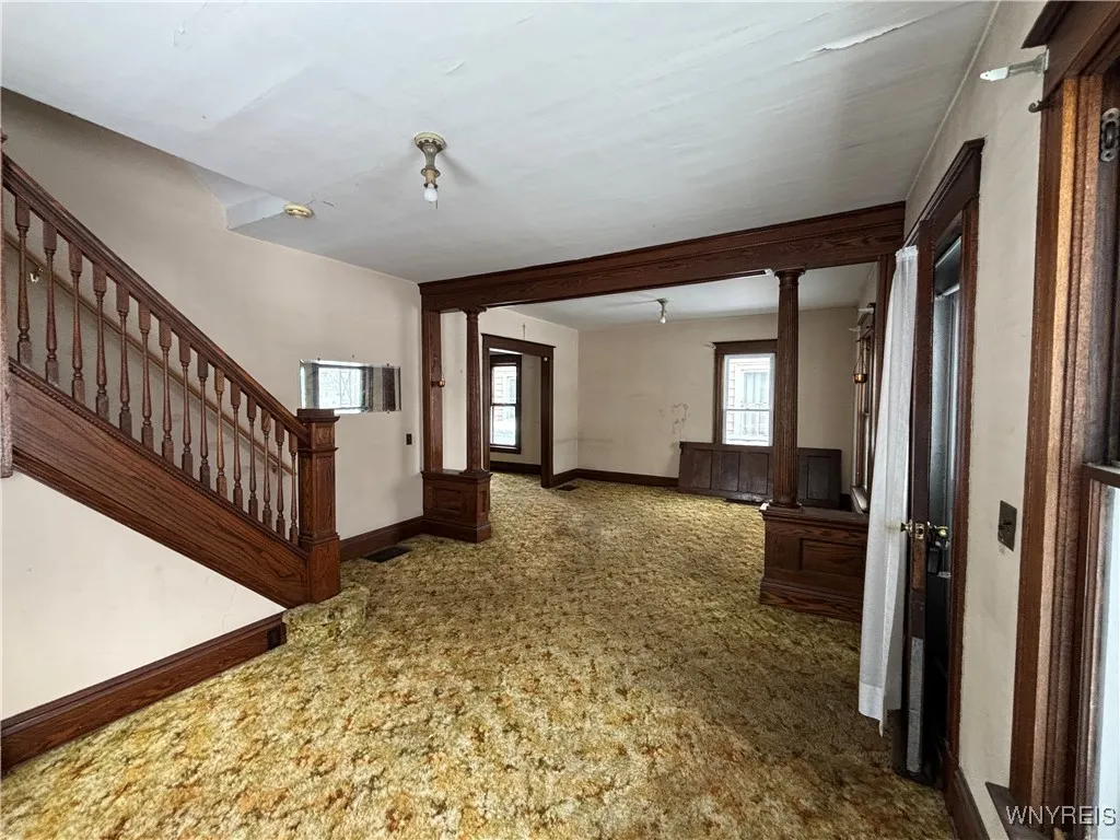 459 East Avenue, Lockport City, New York 14094, Lockport City, New York 14094, 4 Bedrooms Bedrooms, 7 Rooms Rooms,1 BathroomBathrooms,Residential,For Sale,459 East Avenue, Lockport City, New York 14094,0,B1650842