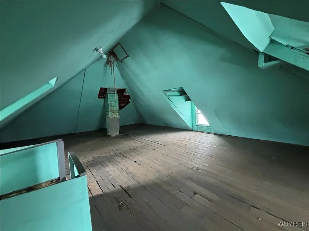 459 East Avenue, Lockport City, New York 14094, Lockport City, New York 14094, 4 Bedrooms Bedrooms, 7 Rooms Rooms,1 BathroomBathrooms,Residential,For Sale,459 East Avenue, Lockport City, New York 14094,0,B1650842