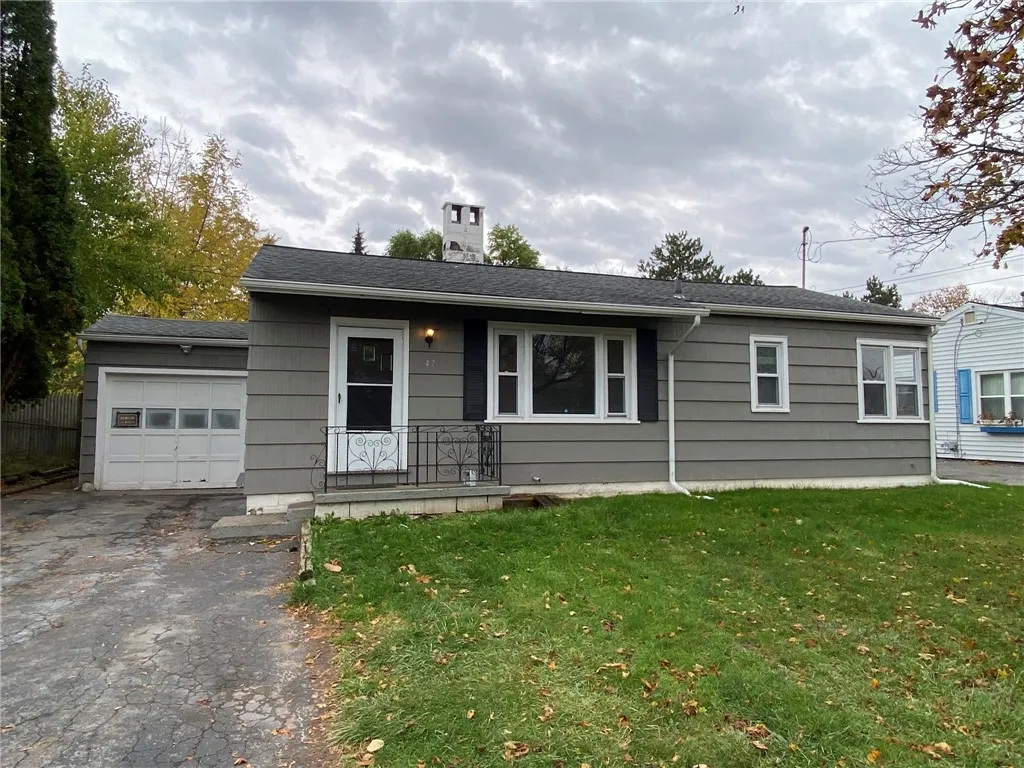 47 Thorpe Crescent, Greece, New York 14616, Greece, New York 14616, 3 Bedrooms Bedrooms, 5 Rooms Rooms,1 BathroomBathrooms,Residential,For Sale,47 Thorpe Crescent, Greece, New York 14616,0,R1650836