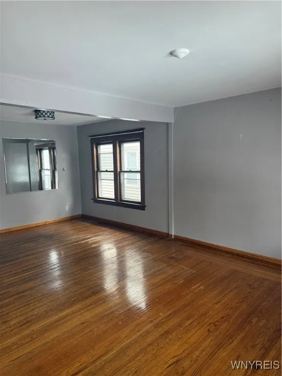 402 Hamilton Boulevard, Tonawanda, New York 14217, Tonawanda, New York 14217, 3 Bedrooms Bedrooms, 5 Rooms Rooms,1 BathroomBathrooms,Residential Lease,For Rent,402 Hamilton Boulevard, Tonawanda, New York 14217,0,B1650849