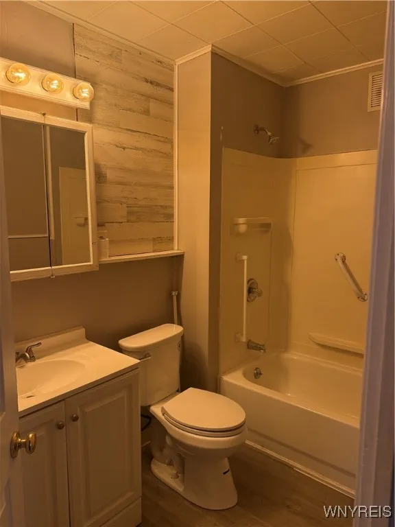 402 Hamilton Boulevard, Tonawanda, New York 14217, Tonawanda, New York 14217, 3 Bedrooms Bedrooms, 5 Rooms Rooms,1 BathroomBathrooms,Residential Lease,For Rent,402 Hamilton Boulevard, Tonawanda, New York 14217,0,B1650849