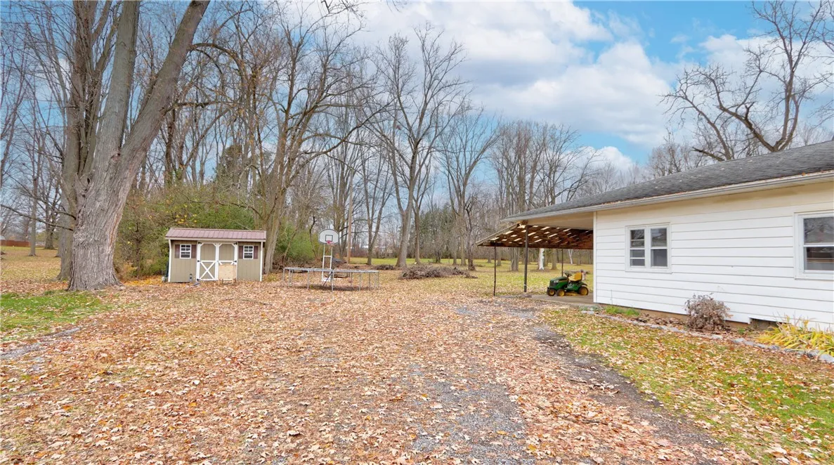 54 West Wright Avenue, Waterloo, New York 13165, Waterloo, New York 13165, 4 Bedrooms Bedrooms, 8 Rooms Rooms,1 BathroomBathrooms,Residential,For Sale,54 West Wright Avenue, Waterloo, New York 13165,0,R1650273