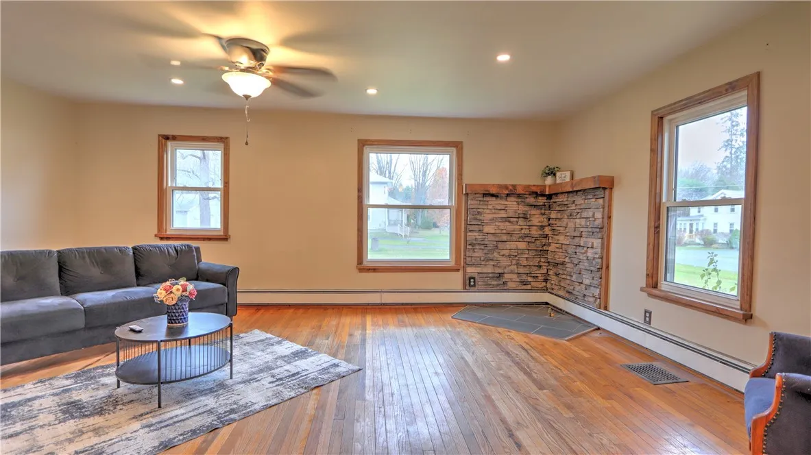 Living room with gas fireplace hook up