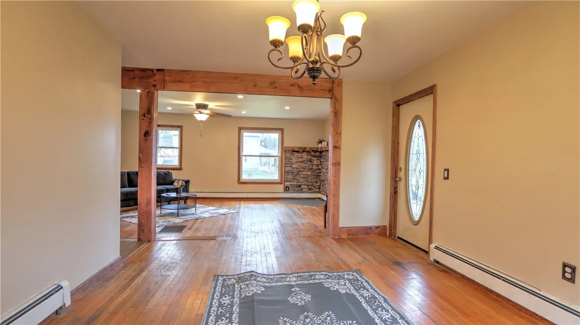 54 West Wright Avenue, Waterloo, New York 13165, Waterloo, New York 13165, 4 Bedrooms Bedrooms, 8 Rooms Rooms,1 BathroomBathrooms,Residential,For Sale,54 West Wright Avenue, Waterloo, New York 13165,0,R1650273