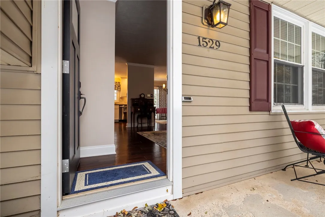 1529 Waterford Road, Walworth, New York 14568, Walworth, New York 14568, 4 Bedrooms Bedrooms, 7 Rooms Rooms,2 BathroomsBathrooms,Residential,For Sale,1529 Waterford Road, Walworth, New York 14568,0,R1649820