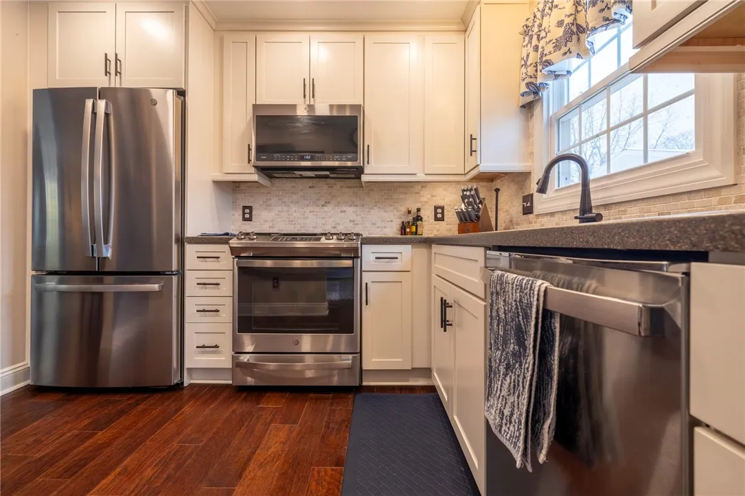 1529 Waterford Road, Walworth, New York 14568, Walworth, New York 14568, 4 Bedrooms Bedrooms, 7 Rooms Rooms,2 BathroomsBathrooms,Residential,For Sale,1529 Waterford Road, Walworth, New York 14568,0,R1649820