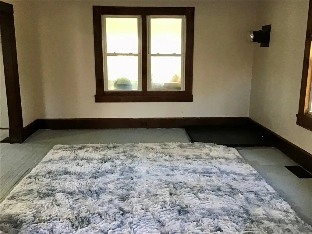 2633 Genesee Street, York, New York 14533, York, New York 14533, 3 Bedrooms Bedrooms, 8 Rooms Rooms,1 BathroomBathrooms,Residential,For Sale,2633 Genesee Street, York, New York 14533,0,R1650848