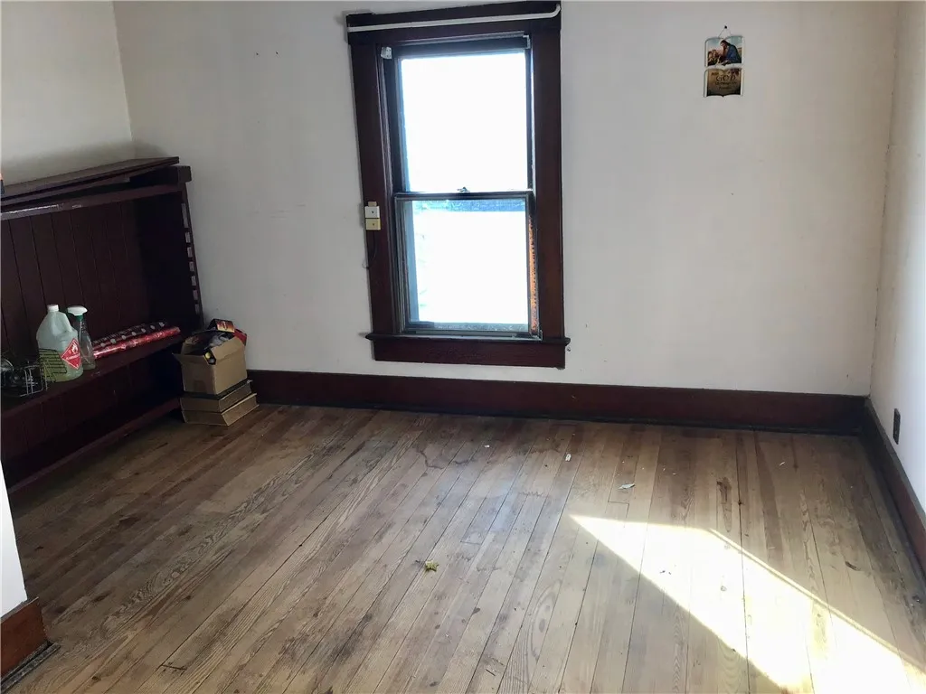 2633 Genesee Street, York, New York 14533, York, New York 14533, 3 Bedrooms Bedrooms, 8 Rooms Rooms,1 BathroomBathrooms,Residential,For Sale,2633 Genesee Street, York, New York 14533,0,R1650848