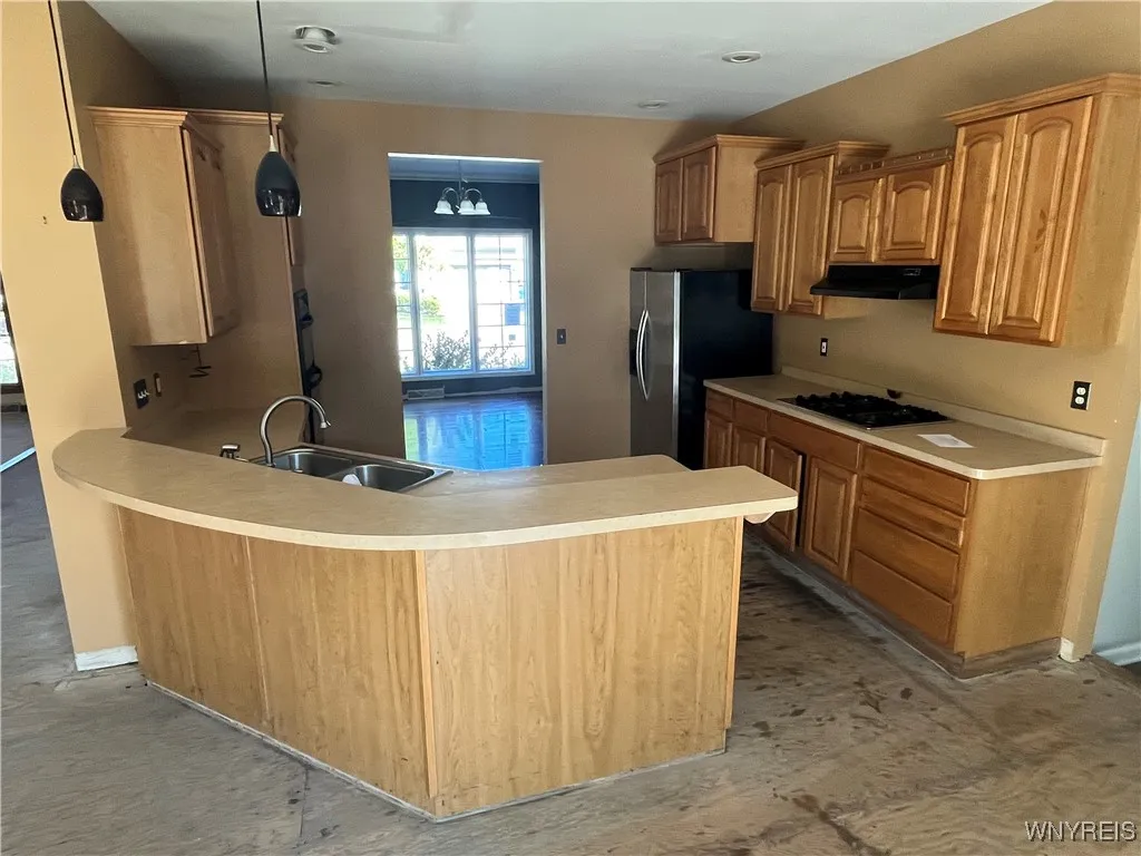 77 William Price Parkway, Buffalo, New York 14214, Buffalo, New York 14214, 3 Bedrooms Bedrooms, 8 Rooms Rooms,2 BathroomsBathrooms,Residential,For Sale,77 William Price Parkway, Buffalo, New York 14214,0,B1650827