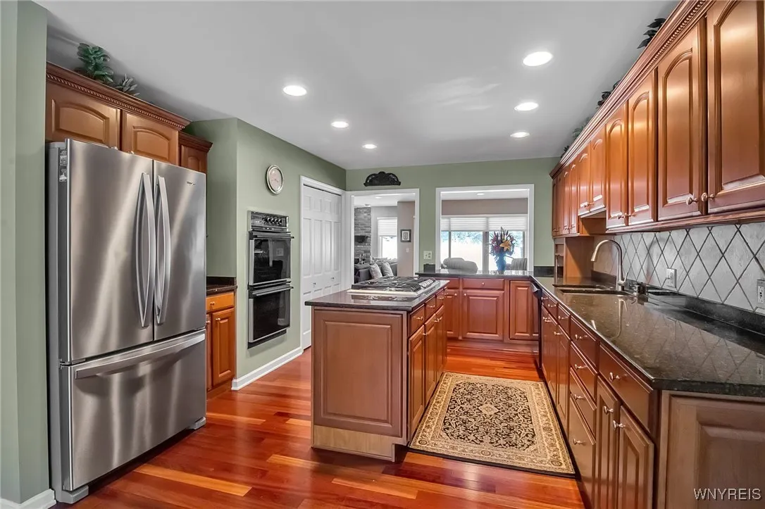 122 Hidden Ridge Common, Amherst, New York 14221, Amherst, New York 14221, 3 Bedrooms Bedrooms, 7 Rooms Rooms,2 BathroomsBathrooms,Residential,For Sale,122 Hidden Ridge Common, Amherst, New York 14221,0,B1650319