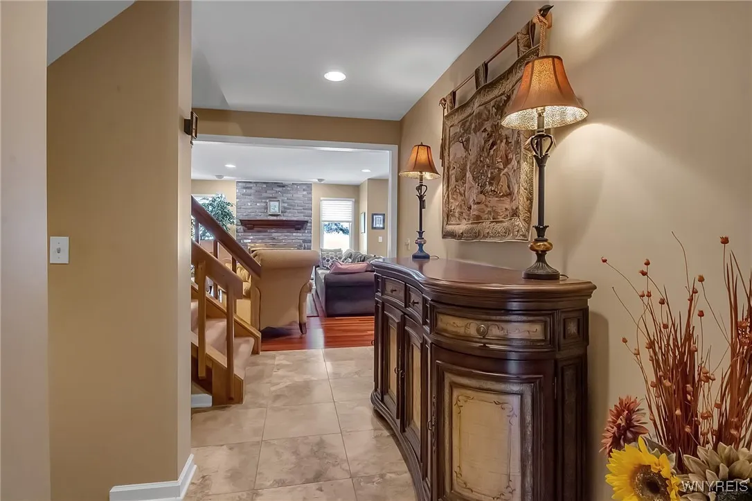 122 Hidden Ridge Common, Amherst, New York 14221, Amherst, New York 14221, 3 Bedrooms Bedrooms, 7 Rooms Rooms,2 BathroomsBathrooms,Residential,For Sale,122 Hidden Ridge Common, Amherst, New York 14221,0,B1650319