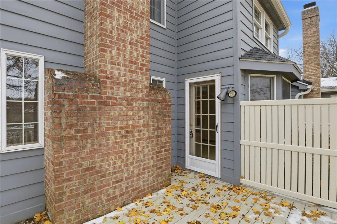 10 Creek Rdg, Pittsford, New York 14534, Pittsford, New York 14534, 2 Bedrooms Bedrooms, 5 Rooms Rooms,3 BathroomsBathrooms,Residential,For Sale,10 Creek Rdg, Pittsford, New York 14534,0,R1650415