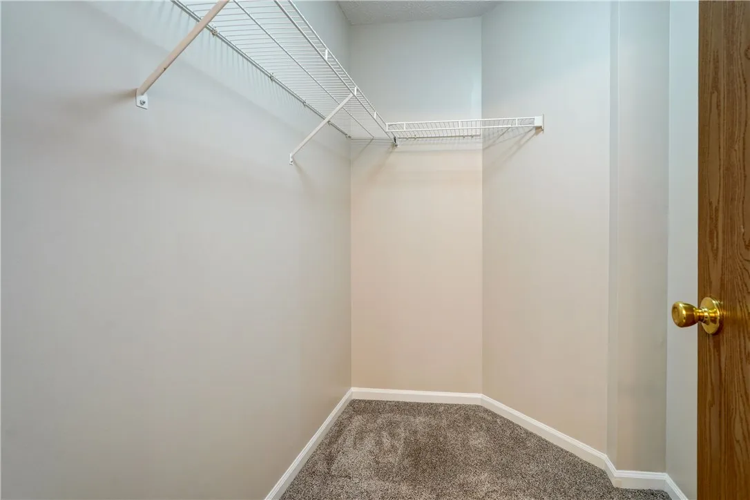 12 Gursslin Lane, Parma, New York 14468, Parma, New York 14468, 2 Bedrooms Bedrooms, 5 Rooms Rooms,2 BathroomsBathrooms,Residential,For Sale,12 Gursslin Lane, Parma, New York 14468,0,R1650781