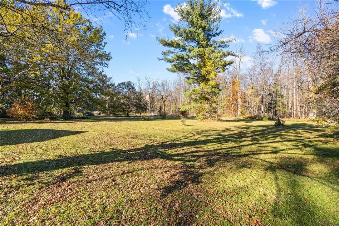 7437 Quarry Road, Sodus, New York 14551, Sodus, New York 14551, 2 Bedrooms Bedrooms, 12 Rooms Rooms,2 BathroomsBathrooms,Residential,For Sale,7437 Quarry Road, Sodus, New York 14551,0,R1650522