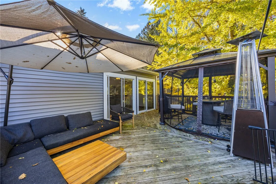 7437 Quarry Road, Sodus, New York 14551, Sodus, New York 14551, 2 Bedrooms Bedrooms, 12 Rooms Rooms,2 BathroomsBathrooms,Residential,For Sale,7437 Quarry Road, Sodus, New York 14551,0,R1650522