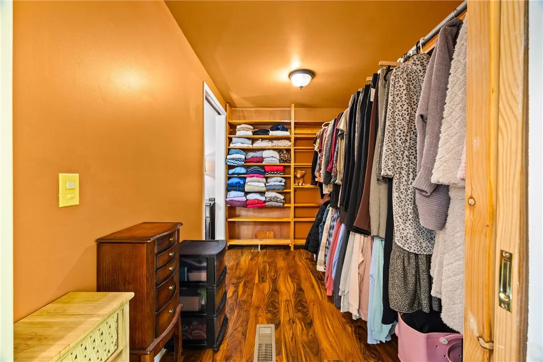 7437 Quarry Road, Sodus, New York 14551, Sodus, New York 14551, 2 Bedrooms Bedrooms, 12 Rooms Rooms,2 BathroomsBathrooms,Residential,For Sale,7437 Quarry Road, Sodus, New York 14551,0,R1650522