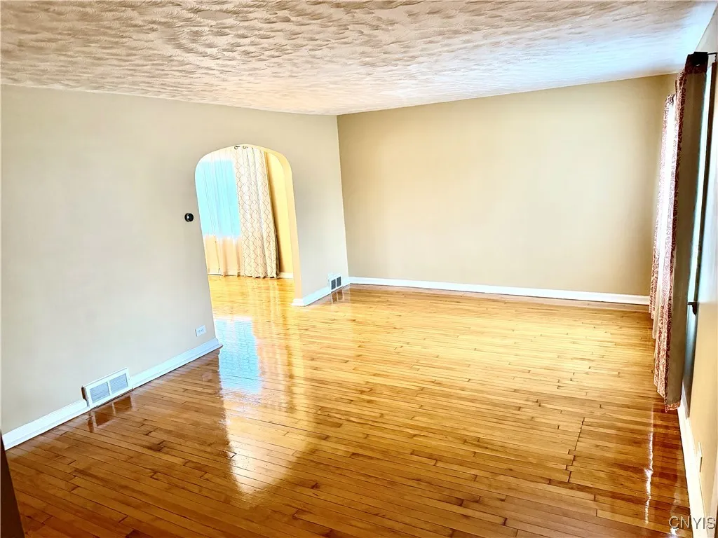 1505 Brookside Avenue, Utica, New York 13501, Utica, New York 13501, 3 Bedrooms Bedrooms, 8 Rooms Rooms,1 BathroomBathrooms,Residential,For Sale,1505 Brookside Avenue, Utica, New York 13501,0,S1650854