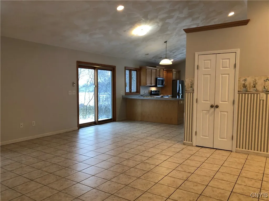 9630 Nys Rt 365, Trenton, New York 13354, Trenton, New York 13354, 3 Bedrooms Bedrooms, 8 Rooms Rooms,2 BathroomsBathrooms,Residential,For Sale,9630 Nys Rt 365, Trenton, New York 13354,0,S1650803