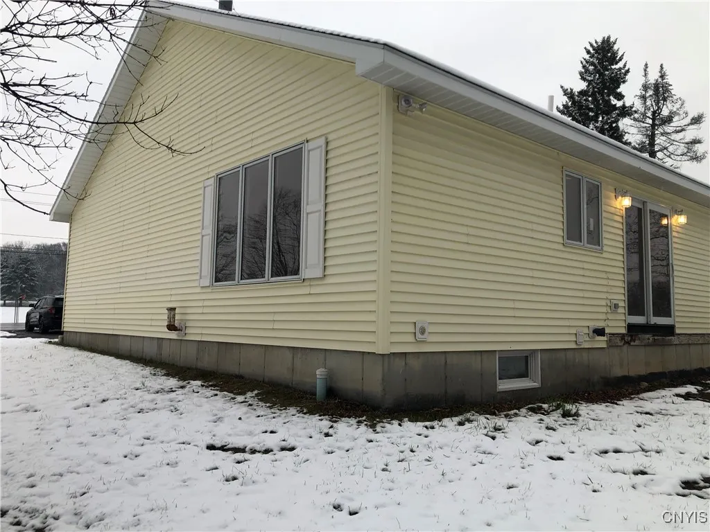 9630 Nys Rt 365, Trenton, New York 13354, Trenton, New York 13354, 3 Bedrooms Bedrooms, 8 Rooms Rooms,2 BathroomsBathrooms,Residential,For Sale,9630 Nys Rt 365, Trenton, New York 13354,0,S1650803