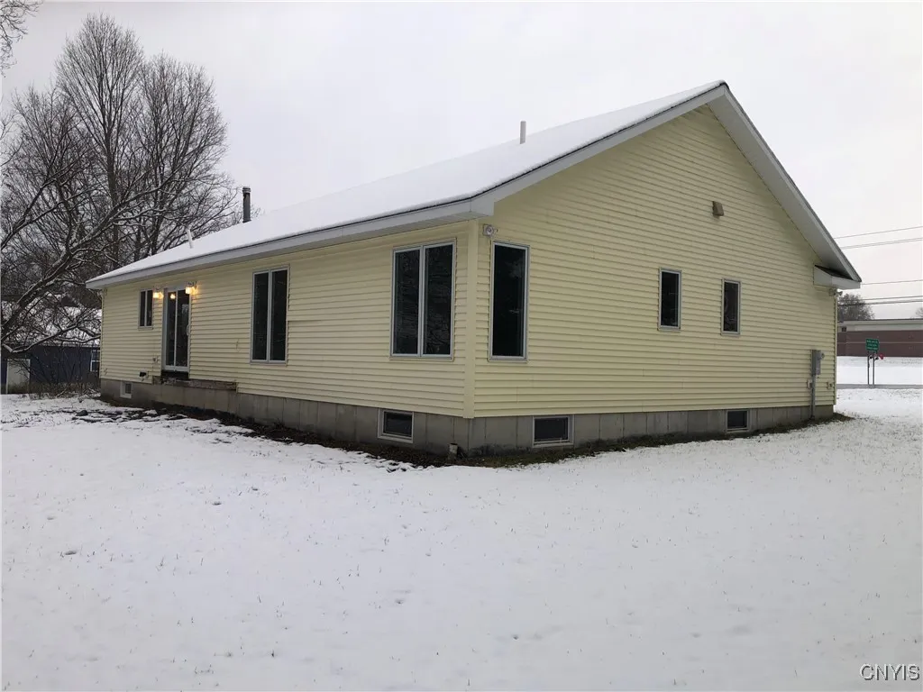 9630 Nys Rt 365, Trenton, New York 13354, Trenton, New York 13354, 3 Bedrooms Bedrooms, 8 Rooms Rooms,2 BathroomsBathrooms,Residential,For Sale,9630 Nys Rt 365, Trenton, New York 13354,0,S1650803