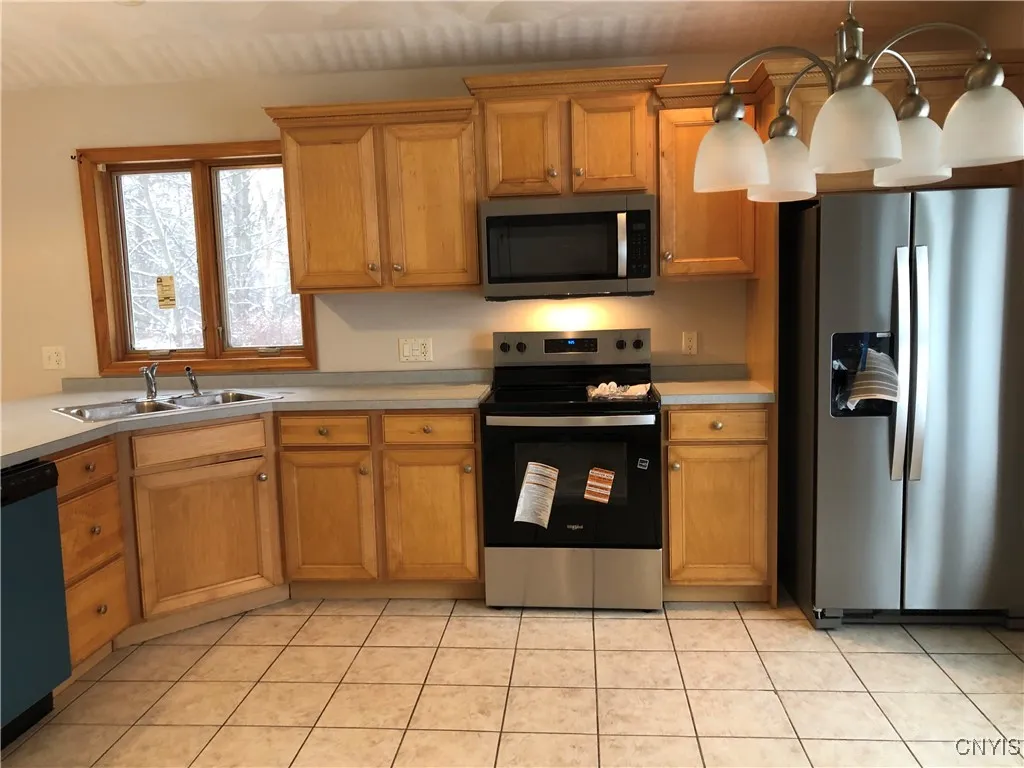 9630 Nys Rt 365, Trenton, New York 13354, Trenton, New York 13354, 3 Bedrooms Bedrooms, 8 Rooms Rooms,2 BathroomsBathrooms,Residential,For Sale,9630 Nys Rt 365, Trenton, New York 13354,0,S1650803