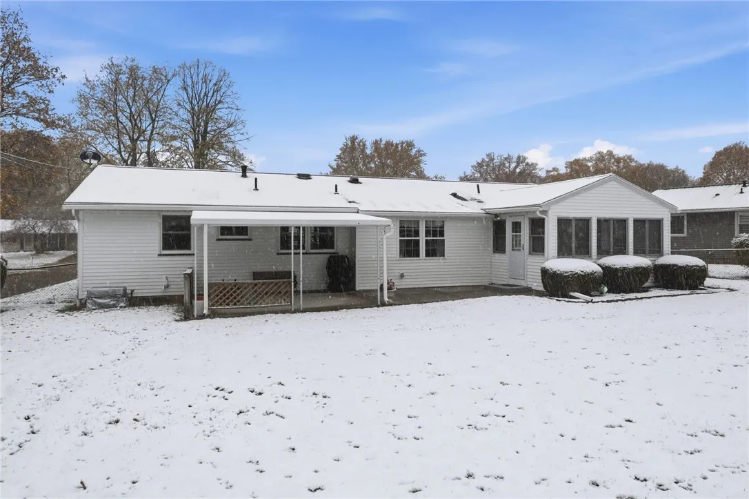 25 Yarkerdale Drive, Greece, New York 14615, Greece, New York 14615, 3 Bedrooms Bedrooms, 7 Rooms Rooms,2 BathroomsBathrooms,Residential,For Sale,25 Yarkerdale Drive, Greece, New York 14615,0,R1650847