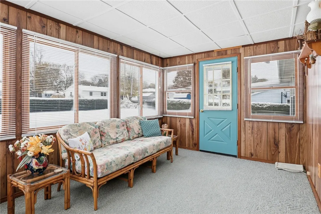 25 Yarkerdale Drive, Greece, New York 14615, Greece, New York 14615, 3 Bedrooms Bedrooms, 7 Rooms Rooms,2 BathroomsBathrooms,Residential,For Sale,25 Yarkerdale Drive, Greece, New York 14615,0,R1650847