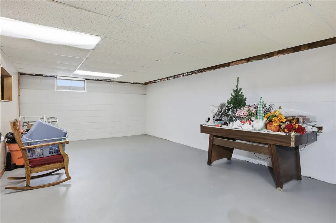 25 Yarkerdale Drive, Greece, New York 14615, Greece, New York 14615, 3 Bedrooms Bedrooms, 7 Rooms Rooms,2 BathroomsBathrooms,Residential,For Sale,25 Yarkerdale Drive, Greece, New York 14615,0,R1650847