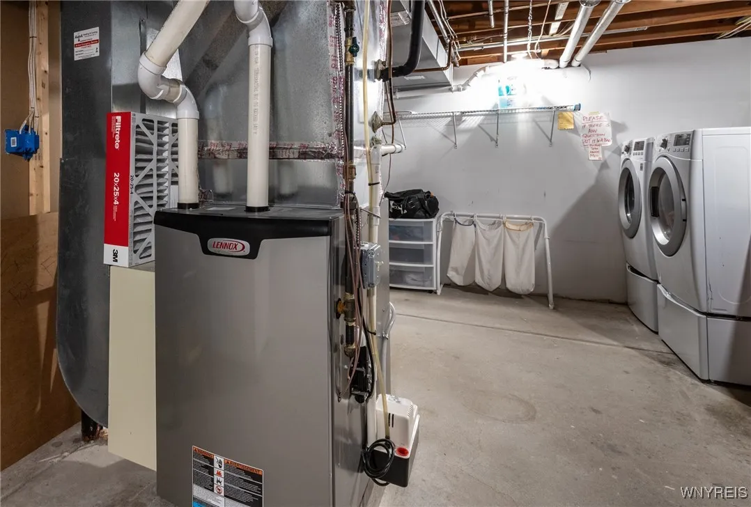 116 The Paddock, Amherst, New York 14221, Amherst, New York 14221, 4 Bedrooms Bedrooms, 10 Rooms Rooms,2 BathroomsBathrooms,Residential,For Sale,116 The Paddock, Amherst, New York 14221,0,B1648983