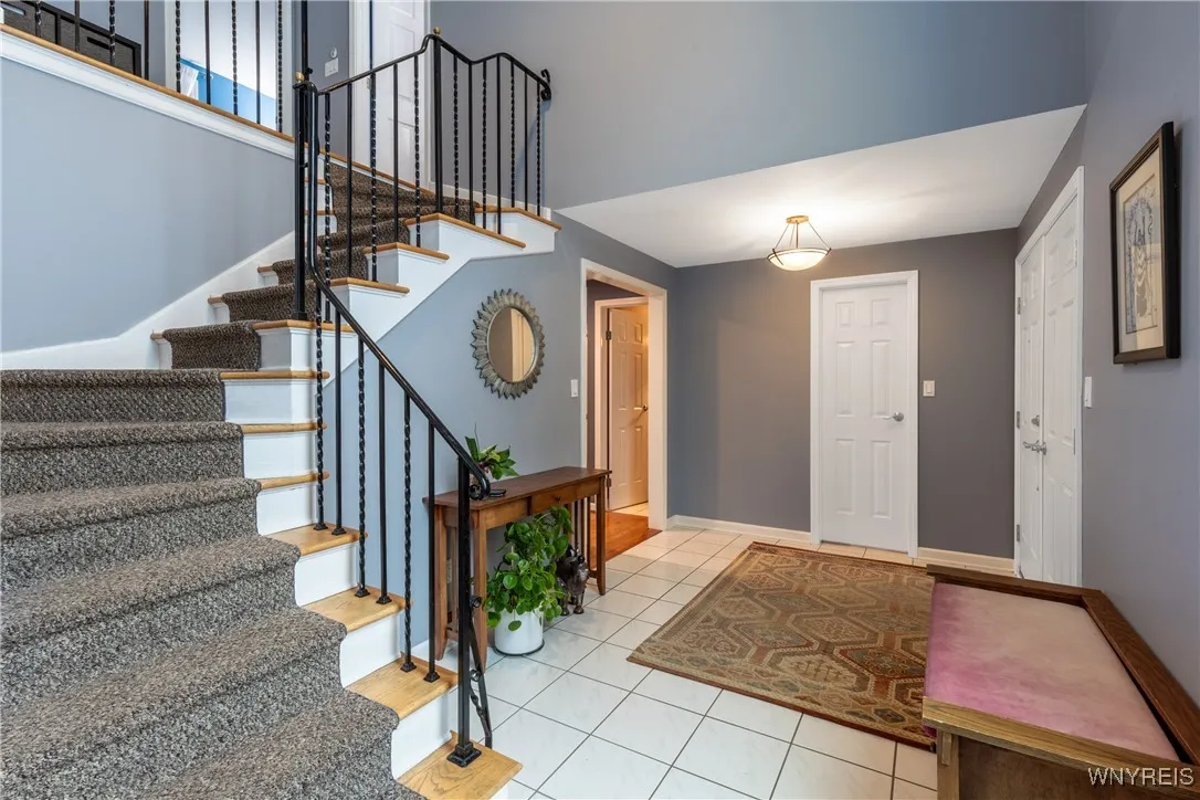 116 The Paddock, Amherst, New York 14221, Amherst, New York 14221, 4 Bedrooms Bedrooms, 10 Rooms Rooms,2 BathroomsBathrooms,Residential,For Sale,116 The Paddock, Amherst, New York 14221,0,B1648983