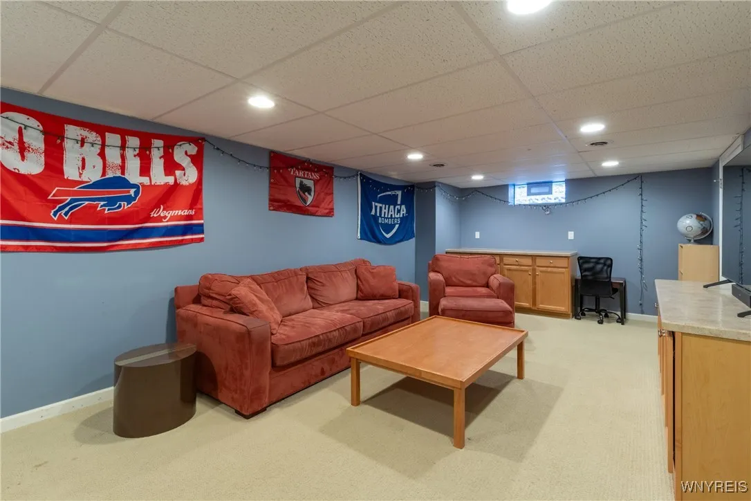 116 The Paddock, Amherst, New York 14221, Amherst, New York 14221, 4 Bedrooms Bedrooms, 10 Rooms Rooms,2 BathroomsBathrooms,Residential,For Sale,116 The Paddock, Amherst, New York 14221,0,B1648983