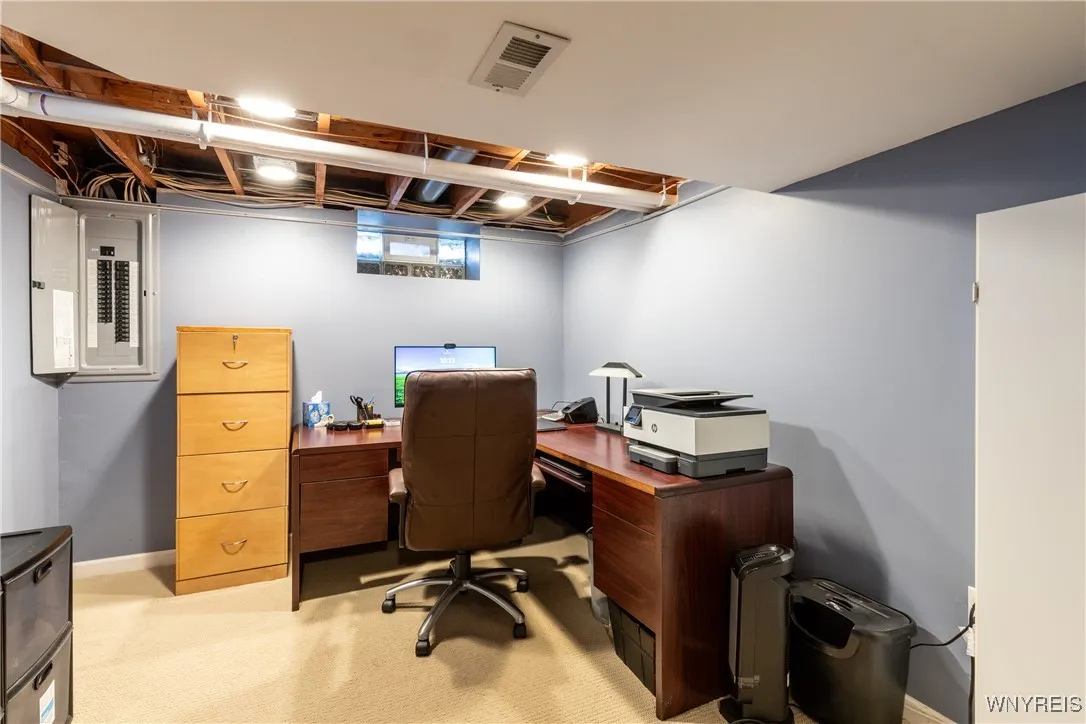 116 The Paddock, Amherst, New York 14221, Amherst, New York 14221, 4 Bedrooms Bedrooms, 10 Rooms Rooms,2 BathroomsBathrooms,Residential,For Sale,116 The Paddock, Amherst, New York 14221,0,B1648983