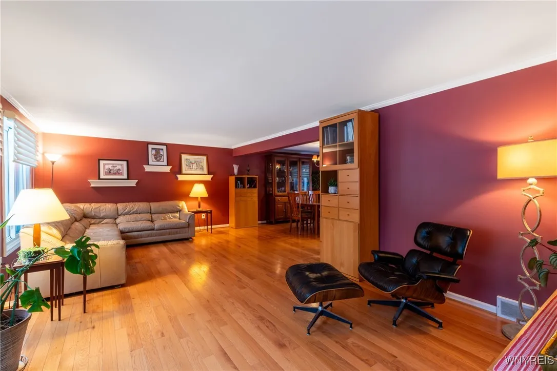 116 The Paddock, Amherst, New York 14221, Amherst, New York 14221, 4 Bedrooms Bedrooms, 10 Rooms Rooms,2 BathroomsBathrooms,Residential,For Sale,116 The Paddock, Amherst, New York 14221,0,B1648983