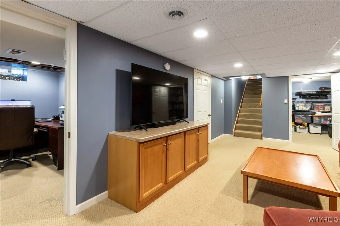 116 The Paddock, Amherst, New York 14221, Amherst, New York 14221, 4 Bedrooms Bedrooms, 10 Rooms Rooms,2 BathroomsBathrooms,Residential,For Sale,116 The Paddock, Amherst, New York 14221,0,B1648983