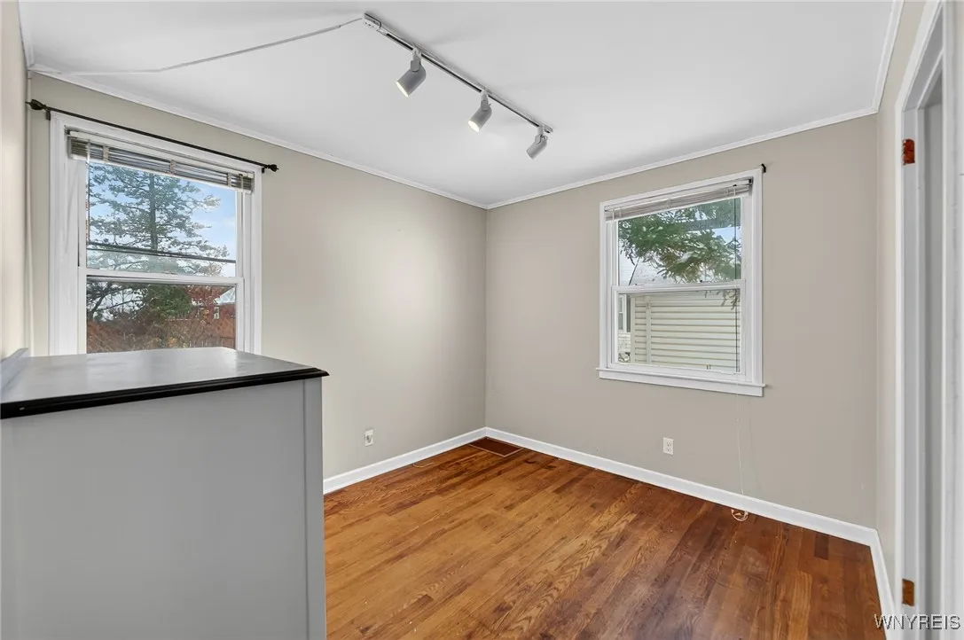 8235 Laughlin Drive, Niagara Falls, New York 14304, Niagara Falls, New York 14304, 3 Bedrooms Bedrooms, 8 Rooms Rooms,1 BathroomBathrooms,Residential,For Sale,8235 Laughlin Drive, Niagara Falls, New York 14304,0,B1650649