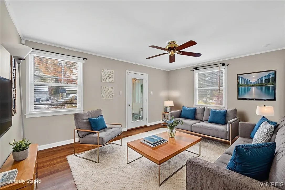 8235 Laughlin Drive, Niagara Falls, New York 14304, Niagara Falls, New York 14304, 3 Bedrooms Bedrooms, 8 Rooms Rooms,1 BathroomBathrooms,Residential,For Sale,8235 Laughlin Drive, Niagara Falls, New York 14304,0,B1650649