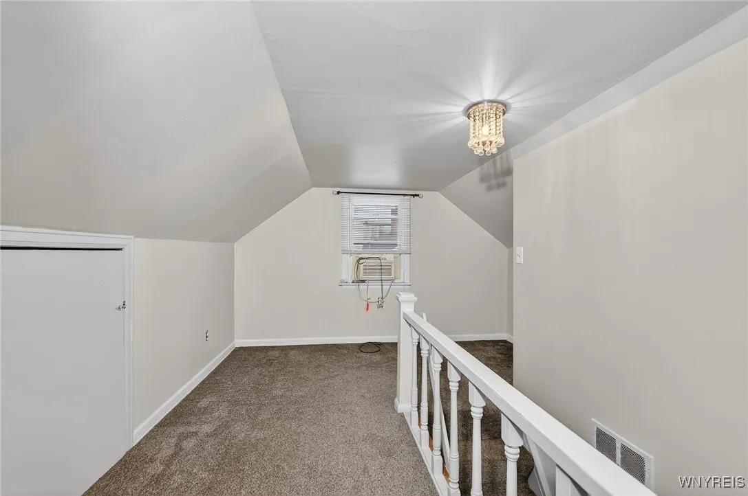 8235 Laughlin Drive, Niagara Falls, New York 14304, Niagara Falls, New York 14304, 3 Bedrooms Bedrooms, 8 Rooms Rooms,1 BathroomBathrooms,Residential,For Sale,8235 Laughlin Drive, Niagara Falls, New York 14304,0,B1650649