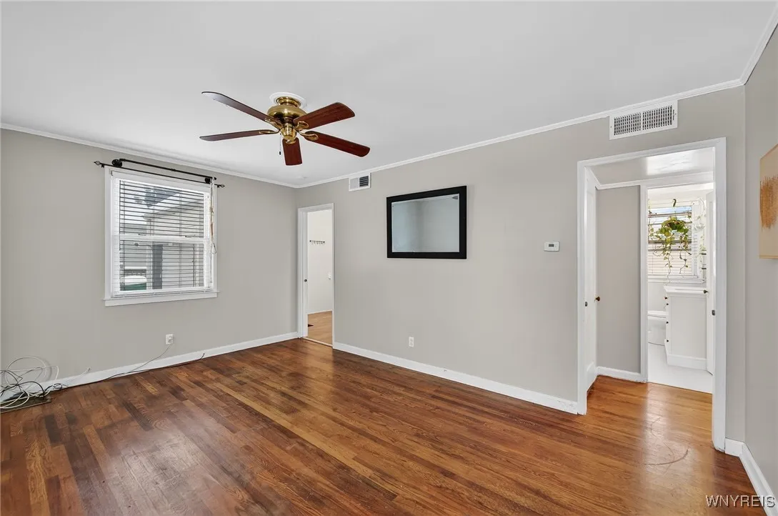 8235 Laughlin Drive, Niagara Falls, New York 14304, Niagara Falls, New York 14304, 3 Bedrooms Bedrooms, 8 Rooms Rooms,1 BathroomBathrooms,Residential,For Sale,8235 Laughlin Drive, Niagara Falls, New York 14304,0,B1650649