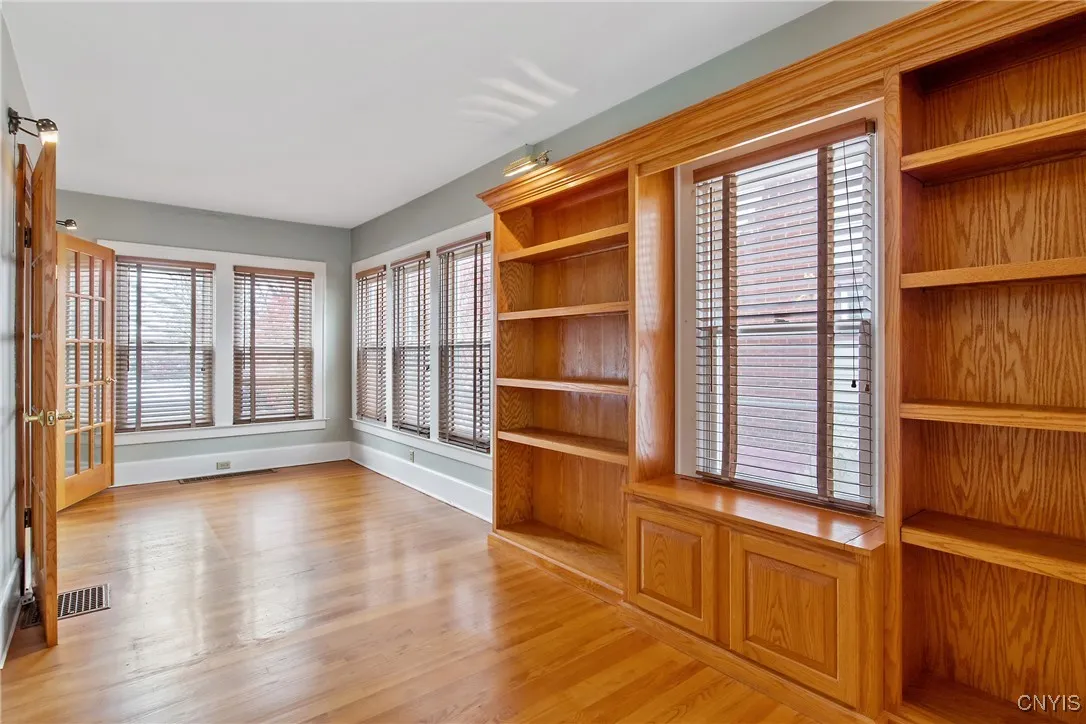 203 Candee Avenue, Syracuse, New York 13224, Syracuse, New York 13224, 2 Bedrooms Bedrooms, 8 Rooms Rooms,1 BathroomBathrooms,Residential,For Sale,203 Candee Avenue, Syracuse, New York 13224,0,S1650771